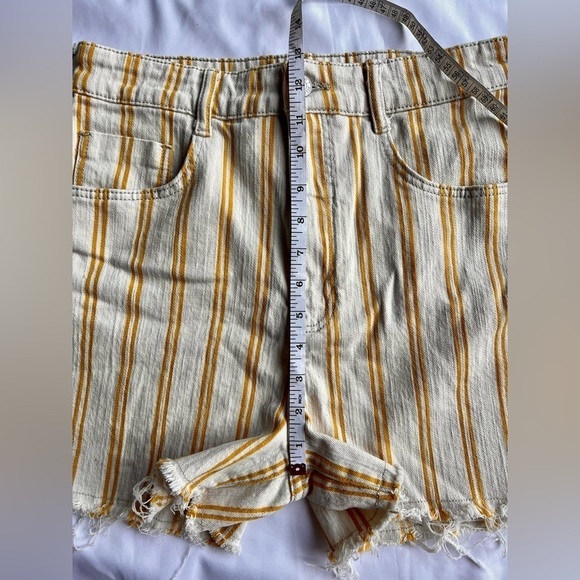 Pilcro by Anthropologie Yellow and Cream Striped High Waist Shorts 30 - Picture 14 of 15